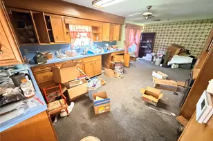 504 Dwinnell St, Baytown, TX 77520 - Photo 5