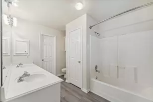1806 Arbor Glen, Conroe, TX 77303 - Photo 11