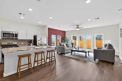 9117 Highland Northern Way, Houston, TX 77088 - Photo 11