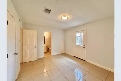 8610 Valley Meadow Drive, Houston, TX 77078 - Photo 13