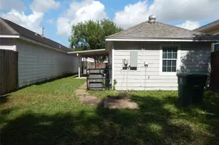 13831 Northlake Dr, Houston, TX 77049 - Photo 11
