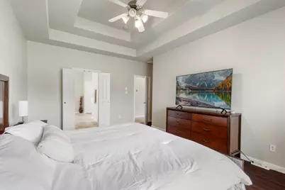14 N Bardsbrook Circle, The Woodlands, TX 77382 - Photo 25