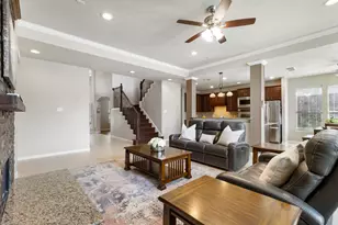 14 N Bardsbrook Cir, The Woodlands, TX 77382 - Photo 15