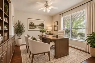 14 N Bardsbrook Cir, The Woodlands, TX 77382 - Photo 7
