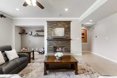 14 N Bardsbrook Circle, The Woodlands, TX 77382 - Photo 15