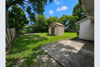 2914 Tarpey Avenue, Texas City, TX 77590 - Photo 11