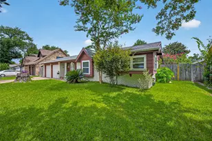 9218 McDade St, Houston, TX 77080 - Photo 7