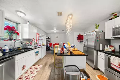 6206 Westbranch Drive, Houston, TX 77072 - Photo 11