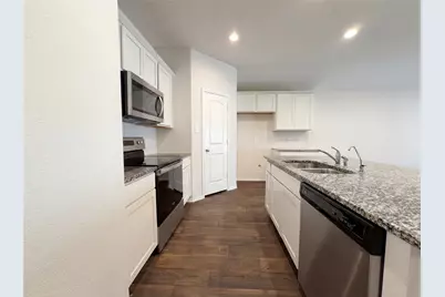 2522 S Colosseum Court, New Caney, TX 77357 - Photo 9