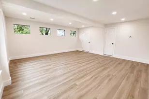 15806 Lakeview Dr, Beach City, TX 77523 - Photo 25