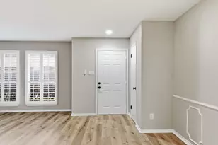 1147 Country Pl Dr, Houston, TX 77079 - Photo 7