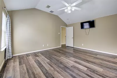 233 Lake Estates Drive, Montgomery, TX 77356 - Photo 17