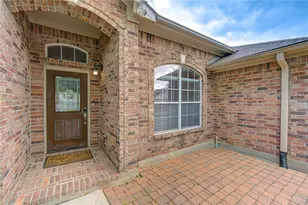 233 Lake Estates Dr, Montgomery, TX 77356 - Photo 3