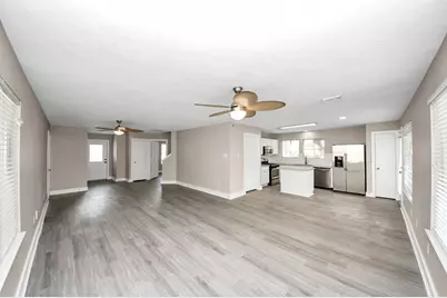 18178 Woodsdale Court, Porter, TX 77365 - Photo 3