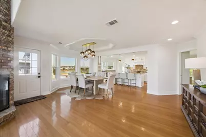 807 N Shore Drive, Kemah, TX 77565 - Photo 11