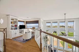 807 N Shore Dr, Kemah, TX 77565 - Photo 31