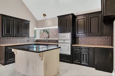 7659 Ameswood Road, Houston, TX 77095 - Photo 5