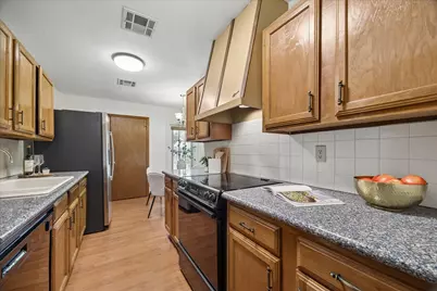 6835 Gettysburg Drive, Richmond, TX 77469 - Photo 11