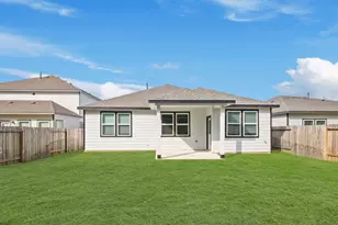 17014 Hazelnut Dr, Conroe, TX 77302 - Photo 3