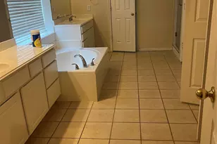 15319 Truslow Point Ln, Sugar Land, TX 77478 - Photo 9