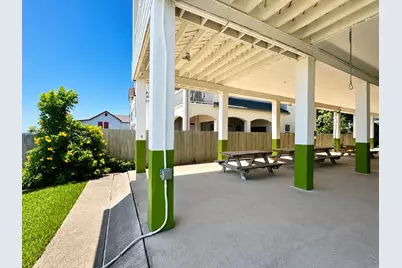 1813 Avenue A, Dickinson, TX 77539 - Photo 7