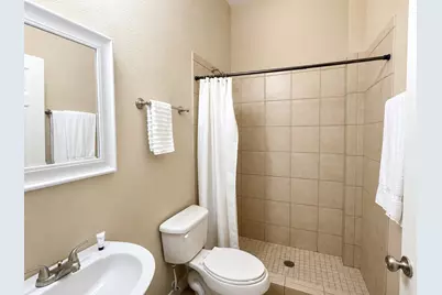1813 Avenue A, Dickinson, TX 77539 - Photo 9
