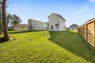 1044 Rd 5203, Cleveland, TX 77327 - Photo 11