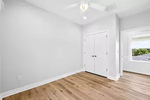 12835 E Conquistador Dr, Galveston, TX 77554 - Photo 23