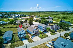 12835 E Conquistador Dr, Galveston, TX 77554 - Photo 5