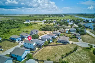 12835 E Conquistador Dr, Galveston, TX 77554 - Photo 3