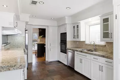 531 Azaleadell Drive, Houston, TX 77018 - Photo 11