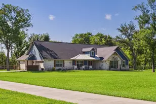 33611 Blue Crab Ct, Richwood, TX 77515 - Photo 1