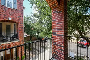1016 Studer St, Houston, TX 77007 - Photo 19