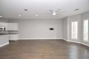 1016 Studer St, Houston, TX 77007 - Photo 13