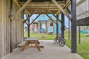 23001 Fresca St, Galveston, TX 77554 - Photo 33