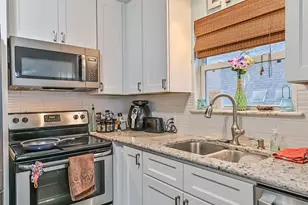 23001 Fresca St, Galveston, TX 77554 - Photo 19