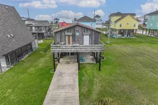 23001 Fresca St, Galveston, TX 77554 - Photo 5