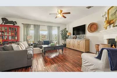 1719 Manor Drive, Baytown, TX 77521 - Photo 5