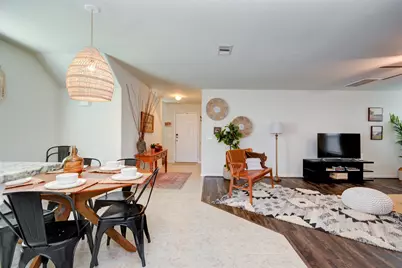 6807 Alum Rock Lane, Houston, TX 77048 - Photo 13