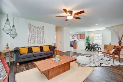 6807 Alum Rock Lane, Houston, TX 77048 - Photo 11