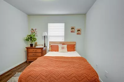 6807 Alum Rock Lane, Houston, TX 77048 - Photo 17