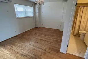 8402 Seawall Blvd, Galveston, TX 77554 - Photo 13