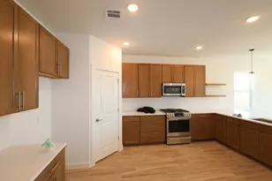 503 Barnier St, Montgomery, TX 77356 - Photo 3