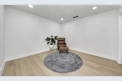 26206 Maplewood Drive, Spring, TX 77386 - Photo 9