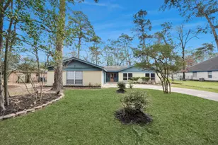 26206 Maplewood Dr, Spring, TX 77386 - Photo 5