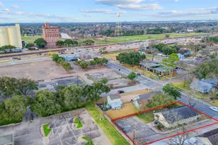 206 Brooks St, Sugar Land, TX 77478 - Photo 21