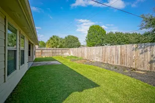 415 S Sterling Heights Ln, Houston, TX 77094 - Photo 33