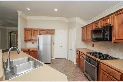 415 S Sterling Heights Lane, Houston, TX 77094 - Photo 13
