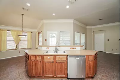 415 S Sterling Heights Lane, Houston, TX 77094 - Photo 15