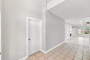 318 Magnolia Estates Dr, League City, TX 77573 - Photo 5